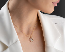 Snowflake Shape Necklace