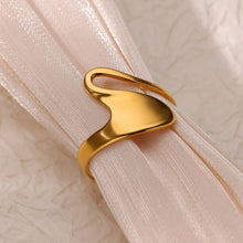 Aesthetic Ring